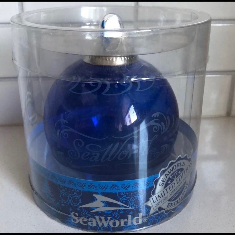 SeaWorld Ornament